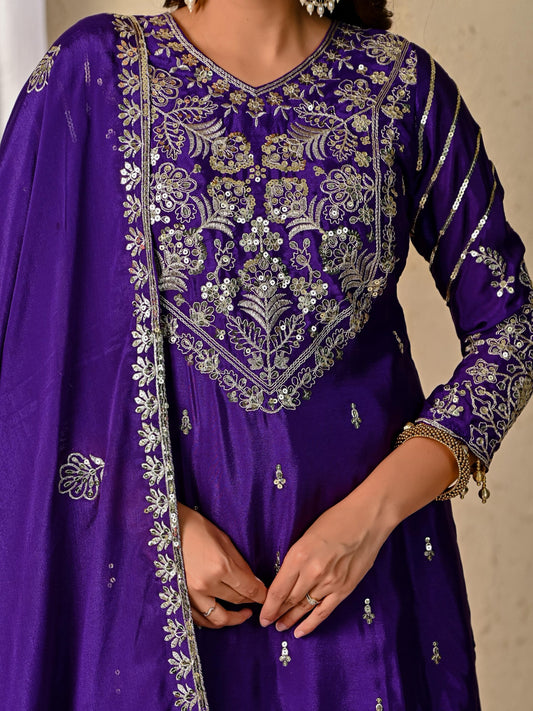 Dorsaron Women's Dark Purple Chinon Silk Embroidery Zari Work Lehenga Choli