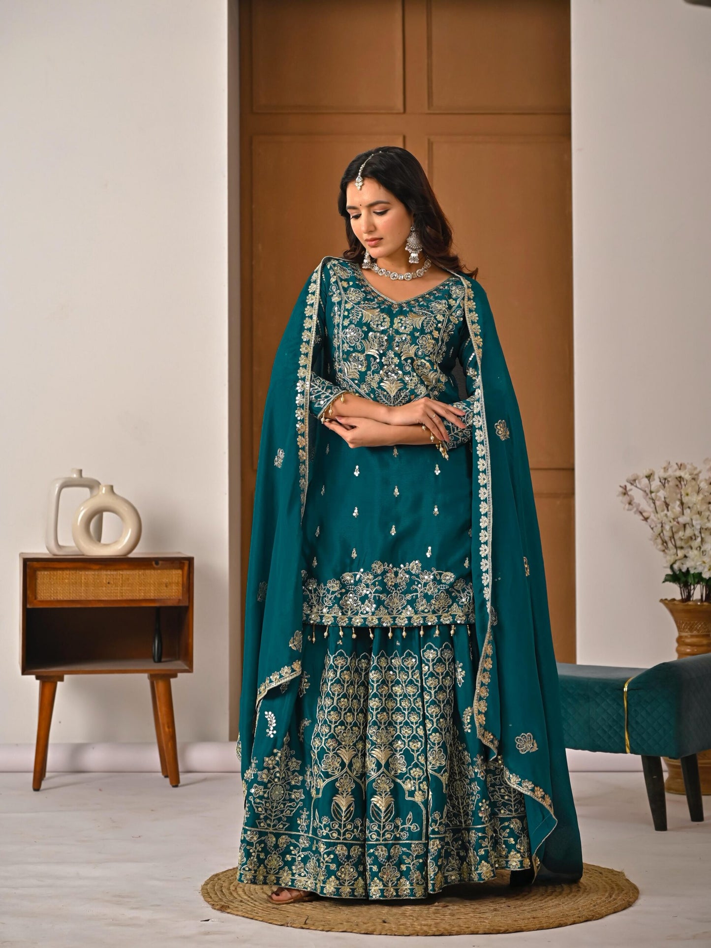 Dorsaron Women's Teal Chinon Silk Embroidery Zari Work Lehenga Choli