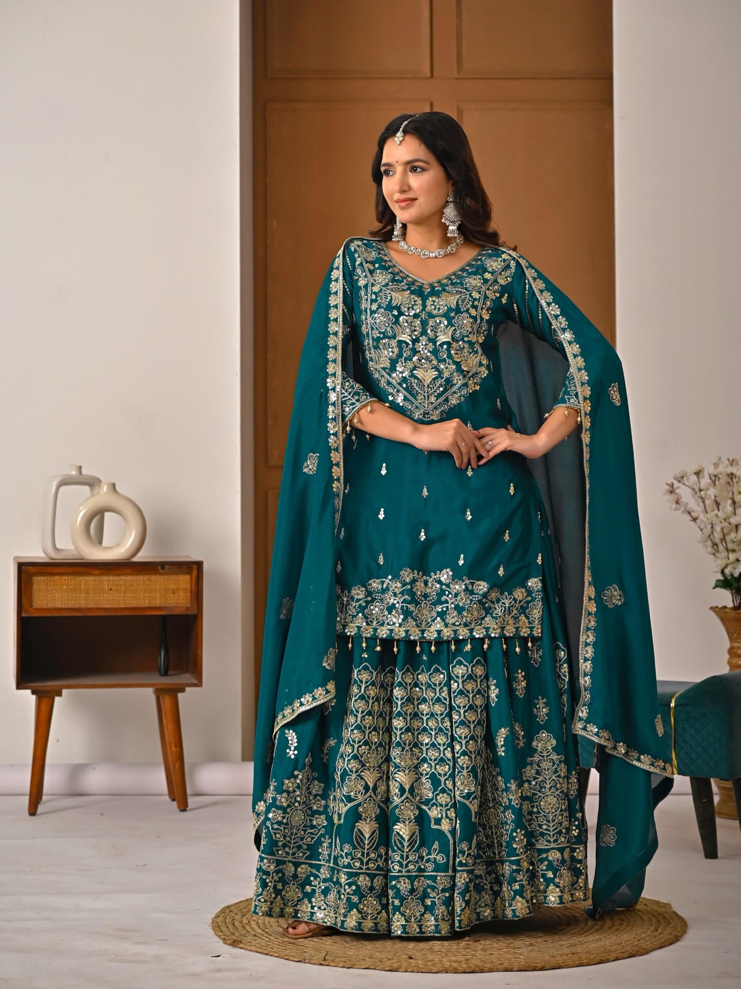 Dorsaron Women's Teal Chinon Silk Embroidery Zari Work Lehenga Choli